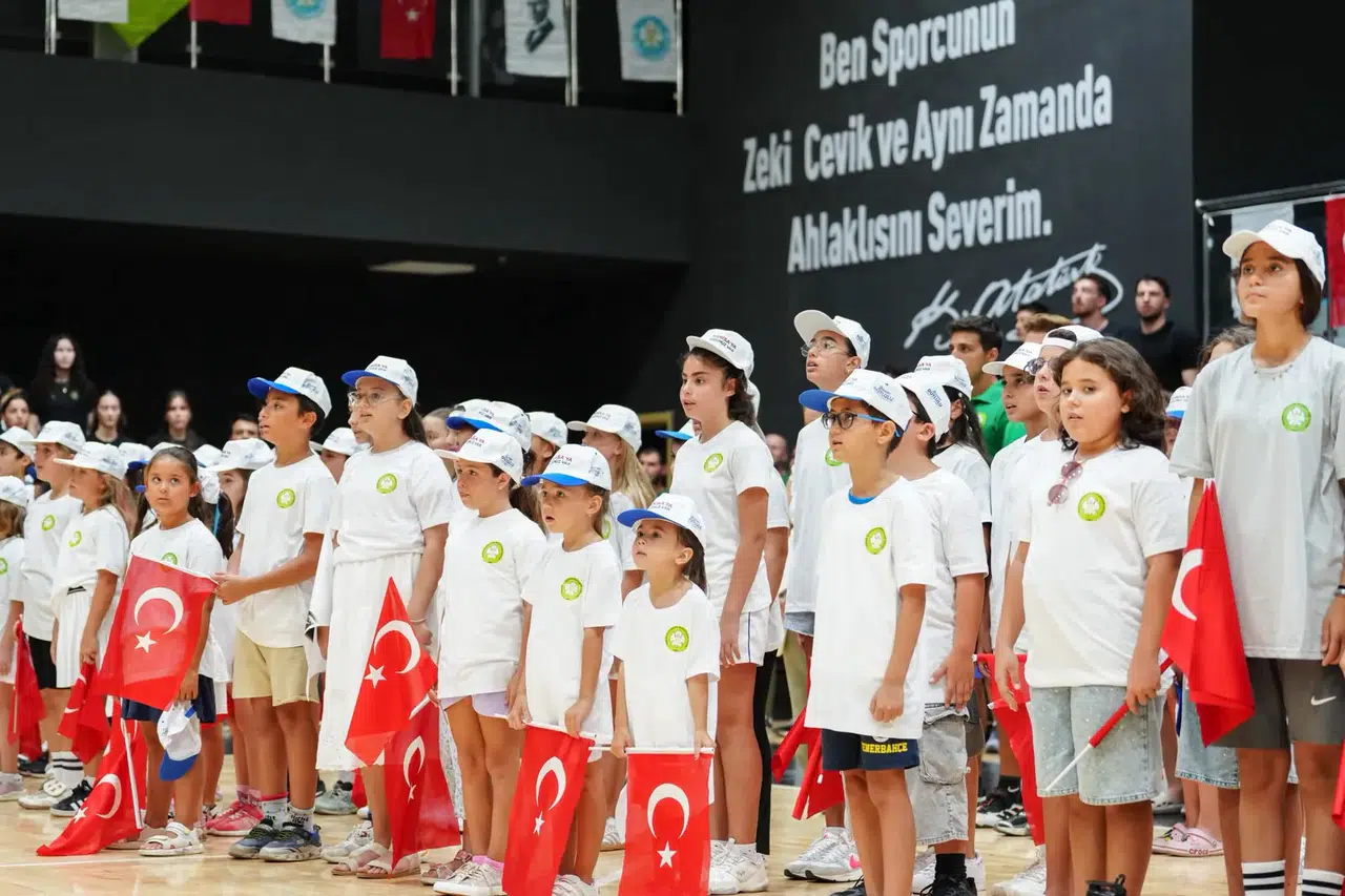 Yaz Spor Okullarında 5 Bin Çocuk Sporla Buluştu
