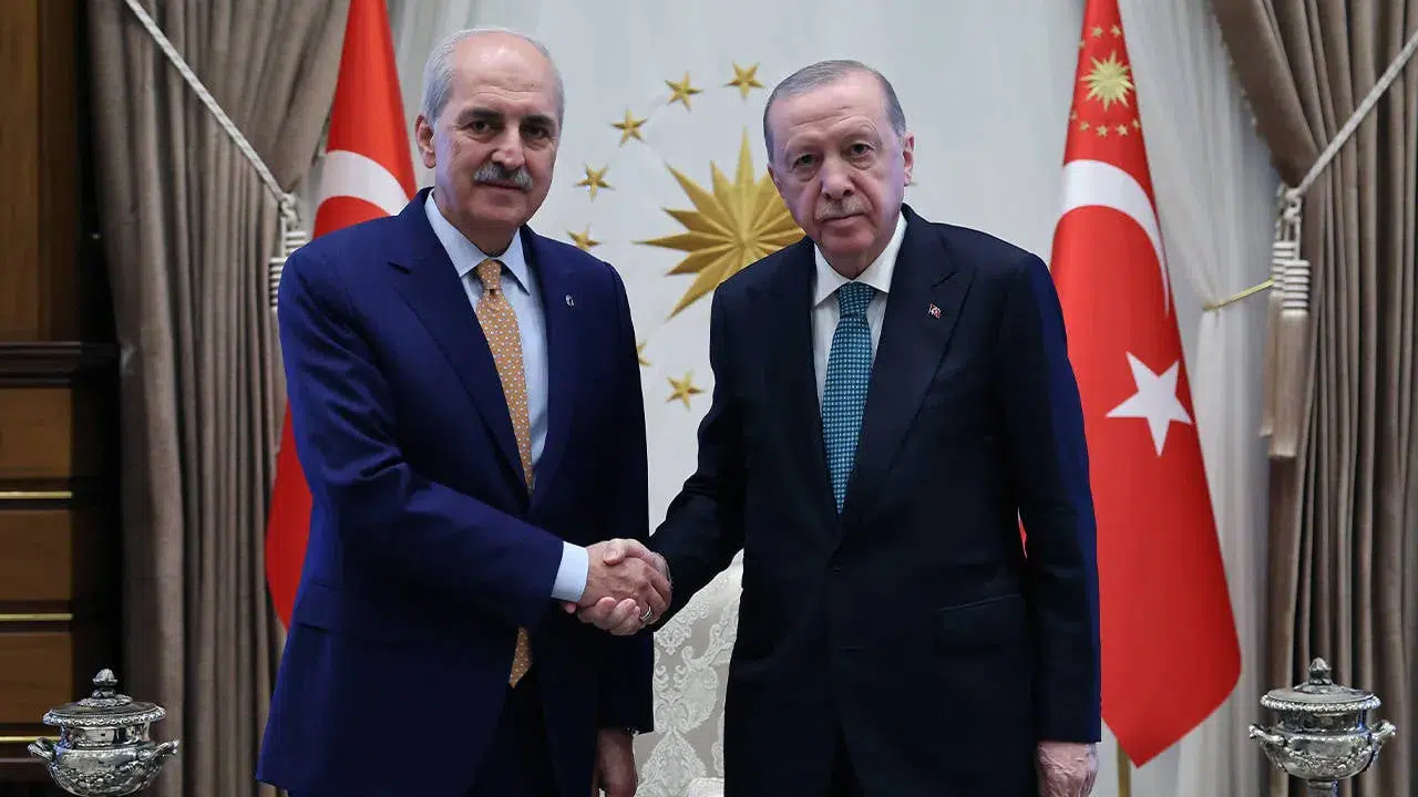 Erdoğan çerçeve yasa sonrası Kurtulmuş'u külliyede kabul etti
