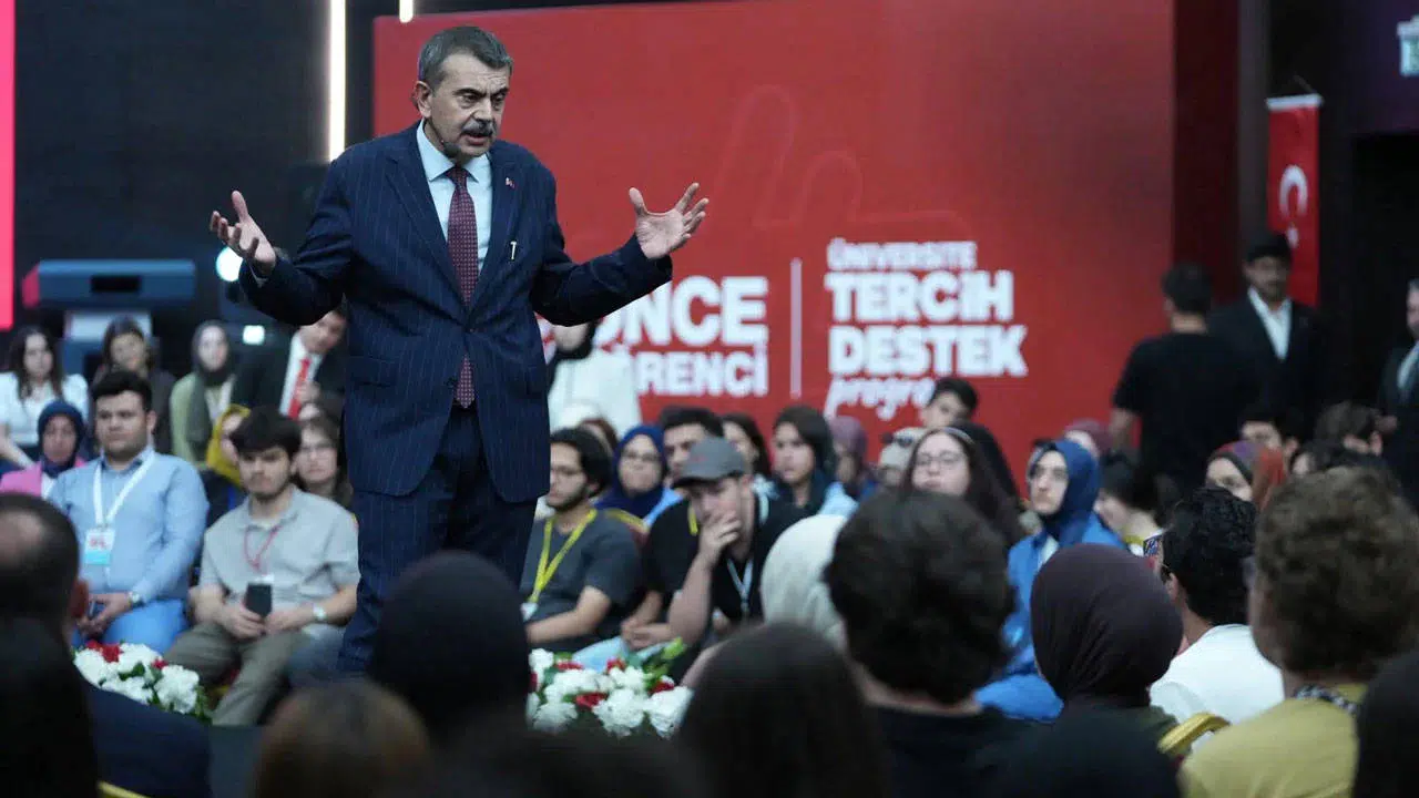 Bakan Tekin'den YKS açıklaması: Sistem değil sorular değişecek