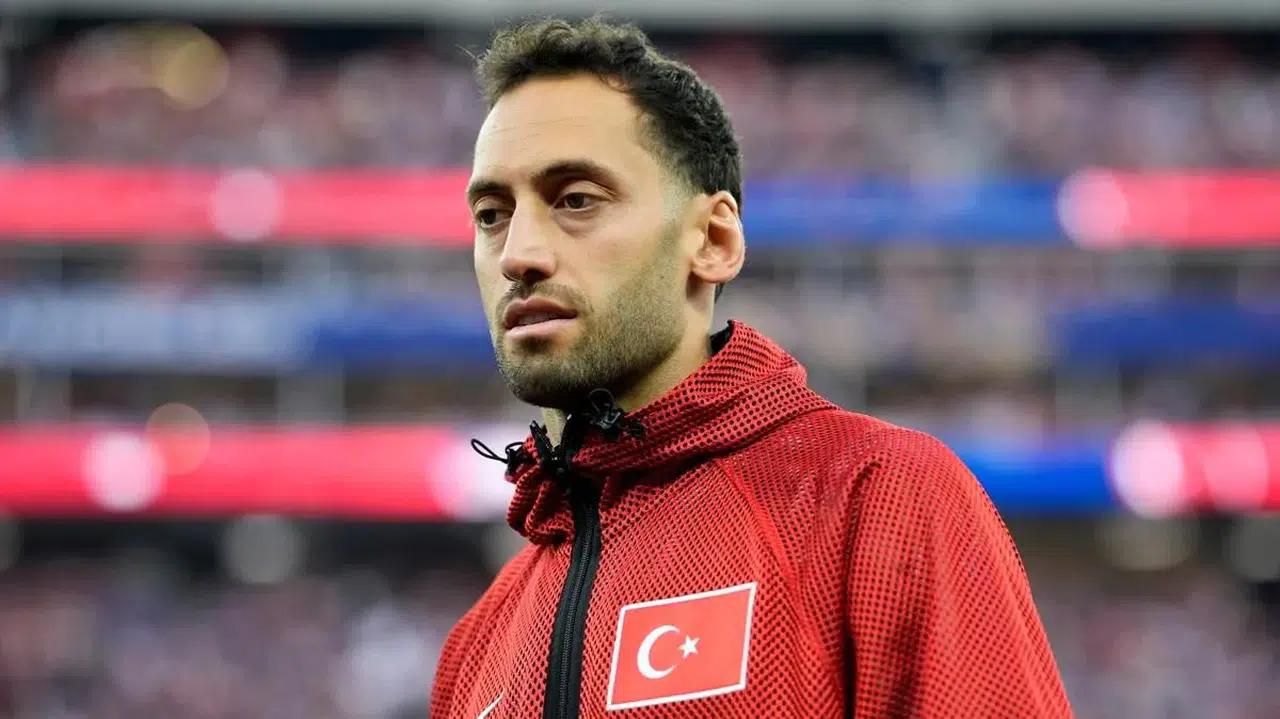 Inter milli yıldız Hakan Çalhanoğlu için transfer kararını verdi