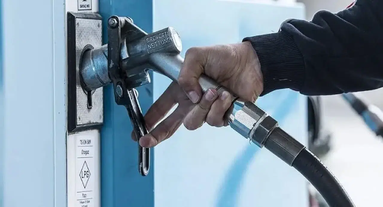 Otogaza 2 lira 60 kuruş zam geldi