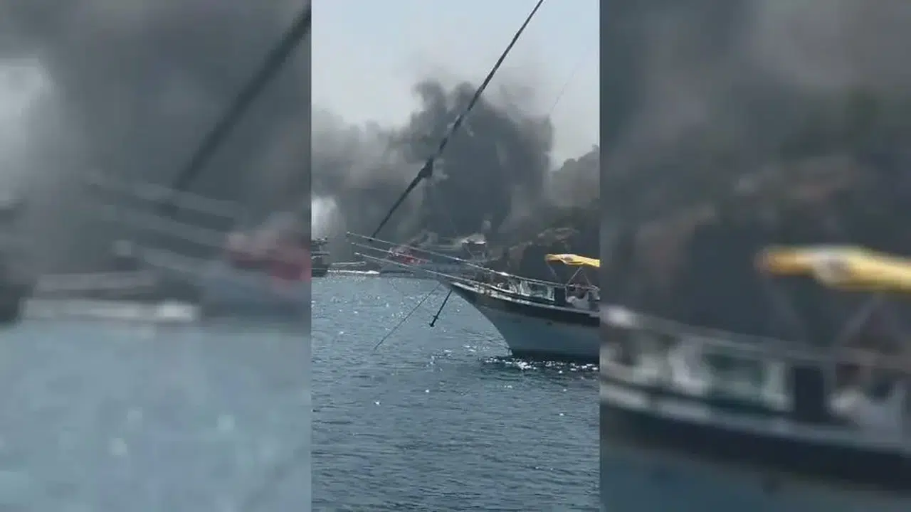 Fethiye’de gezi teknesinde yangın: 115 kişi denize atlayarak kurtuldu