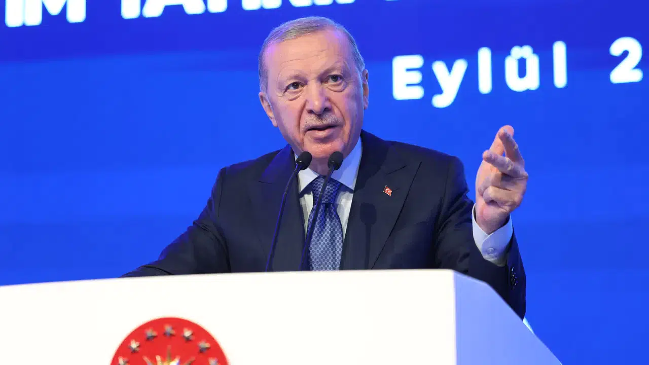 Erdoğan, PISA 2025 eleştirilerine sert tepki: Kompleksli zihniyetin hezeyanları