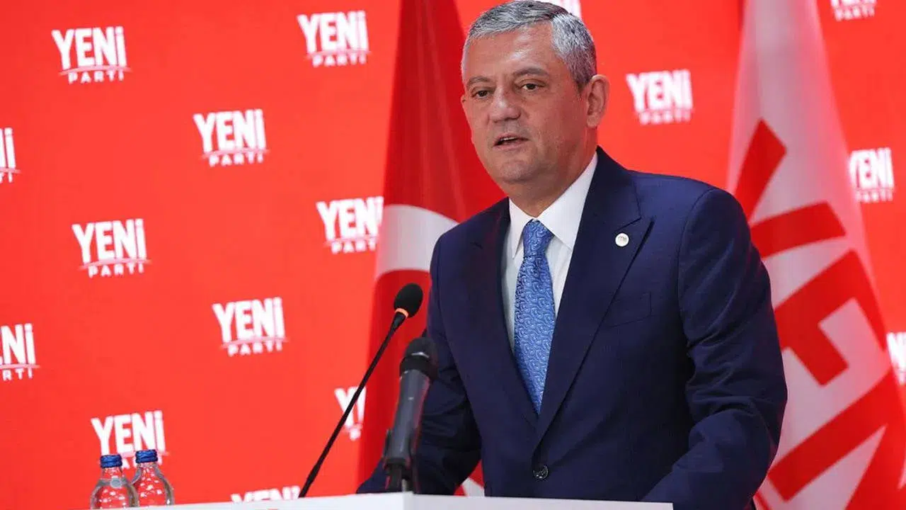 Yeni Parti Genel Başkanı Özel, Adnan Selçuk Mızraklı'yı arayarak geçmiş olsun dileklerini iletti