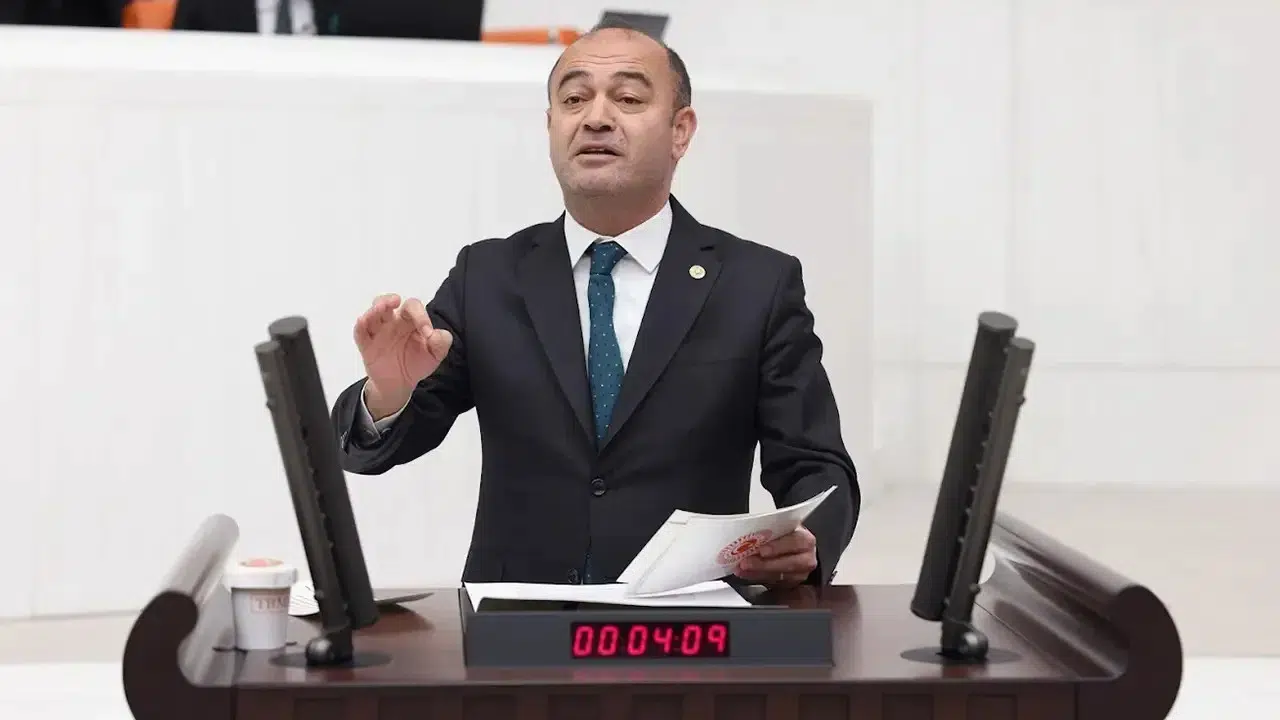Yeni Parti'den köprü ve otoyol hamlesine tepki: Bunun adı satıştır