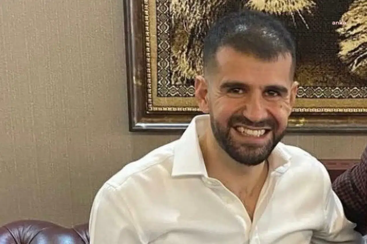 Ayhan Bora Kaplan ve 4 polisin rüşvet davasında beraat
