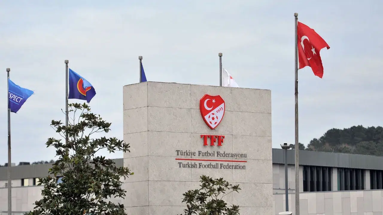 TFF'den 8 Süper Lig kulübüne PFDK sevk kararı