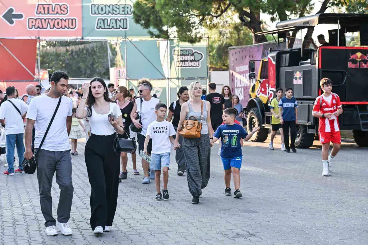 İzmir Enternasyonal Fuarı 95. yılında Kültürpark'ta kapılarını açtı
