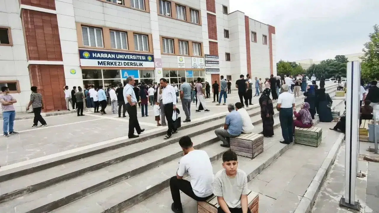 ÖSYM'den KPSS kararı: Şanlıurfa'da 22 salonda usulsüzlük, 392 aday yeniden sınava girecek