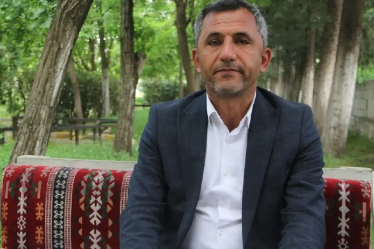 Dem Parti Diyarbakır Büyükşehir Belediyesi Eş Başkanlığına Emin Ay'ı getirdi