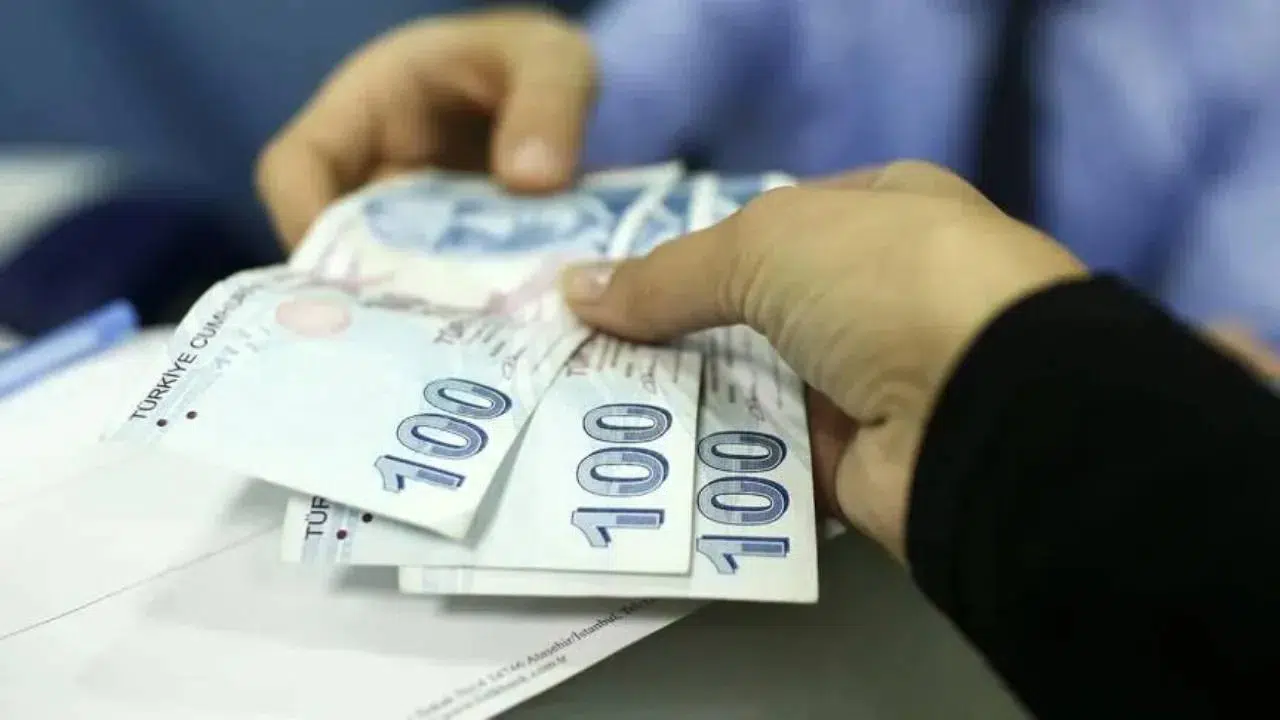 Emekli promosyonunda Şekerbank 35 bin lira ile en yüksek tutarı sunuyor