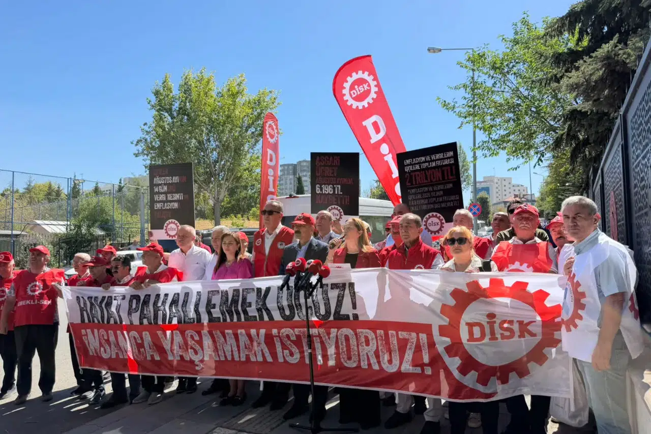 DİSK-AR: İşçilerin 8 aylık ücret kaybı 1.8 trilyon TL'yi aştı