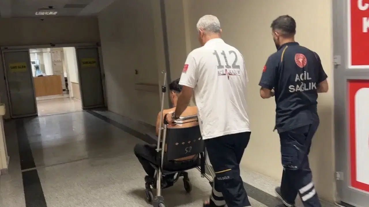 Adıyaman'da oyun oynarken birbirini bıçaklayan iki kuzen hastanelik oldu