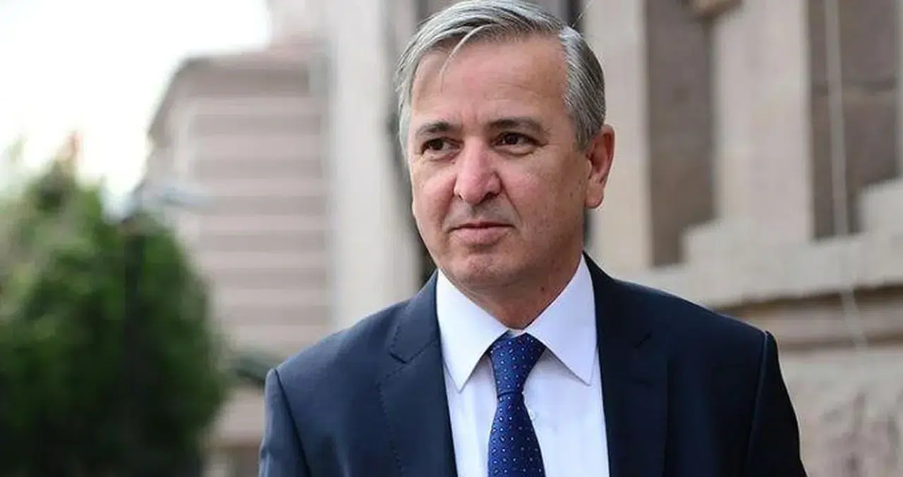 Erdoğan’ın eski metin yazarından arınma çağrısı; “Teşkilata bedel ödetmeye hakkınız yok... Kim bulaştıysa itiraf etsin”