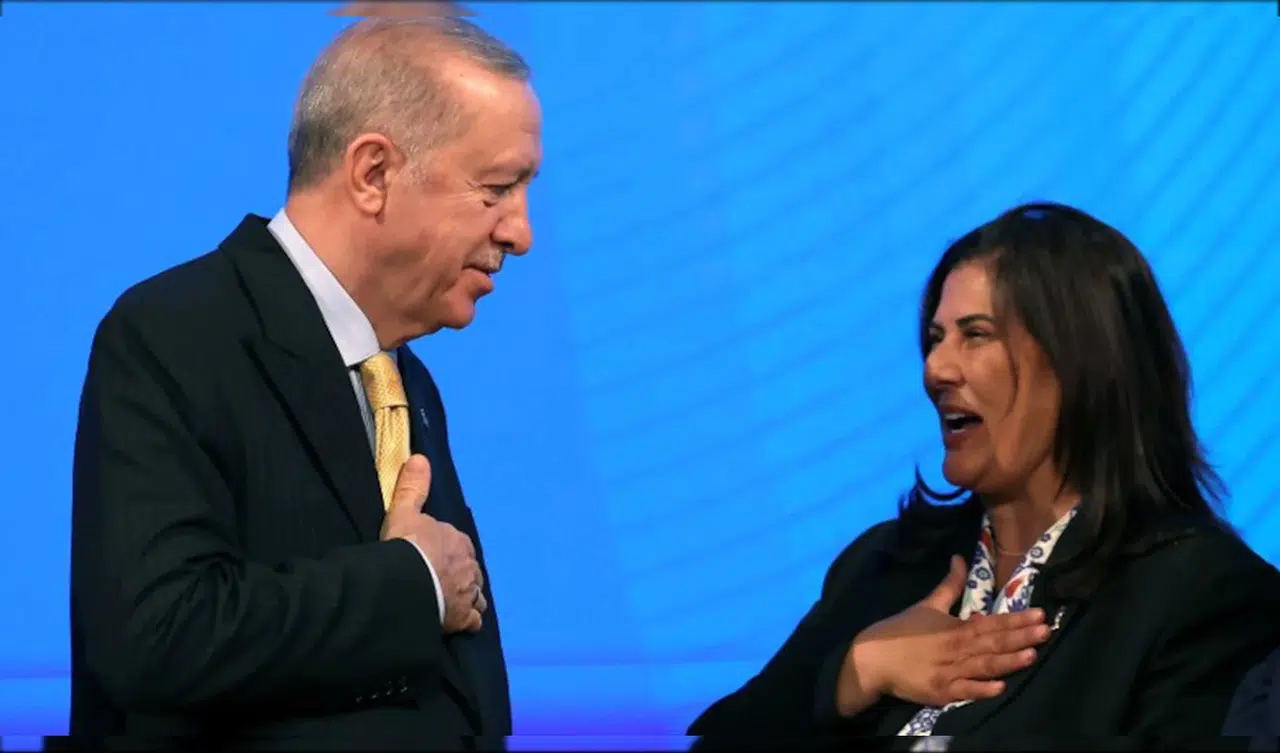 AK Parti'ye geçen Özlem Çerçioğlu'na TOGG 'hediyesi!'