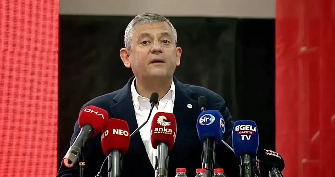 Özgür Özel, YENİ Parti'nin üye sayısını açıkladı: "Yeni siyaset iktidara yürümektedir"