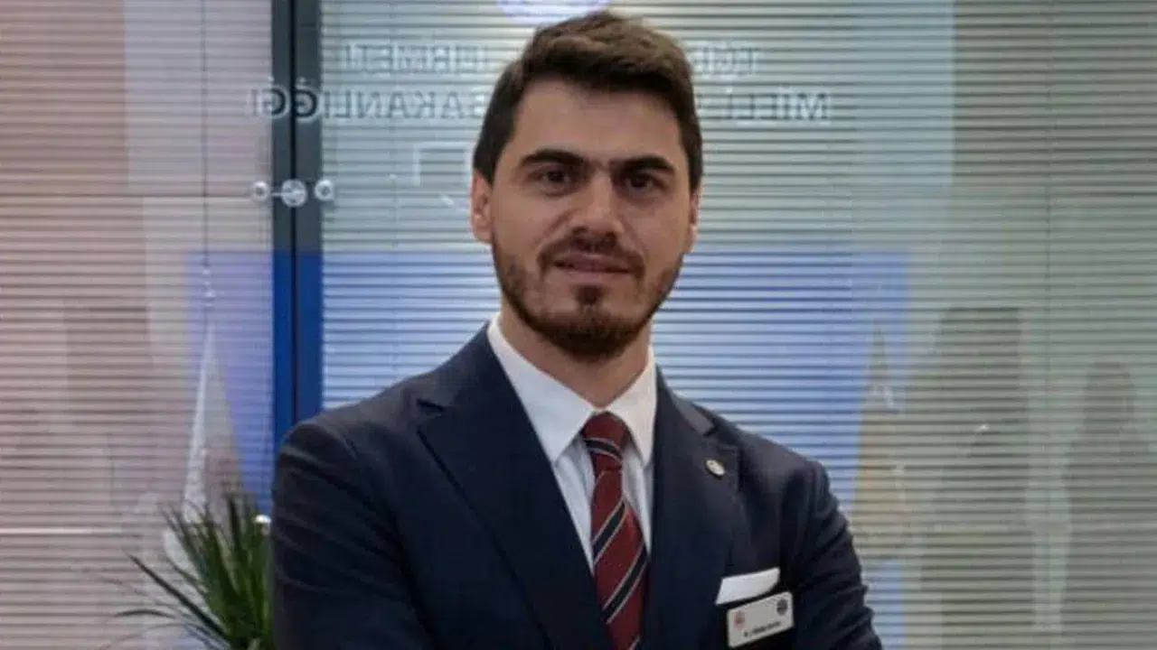 İskender Balcı: “Türkiye’deyim”, Özata Denizcilik’ten istifa ettiğini açıkladı
