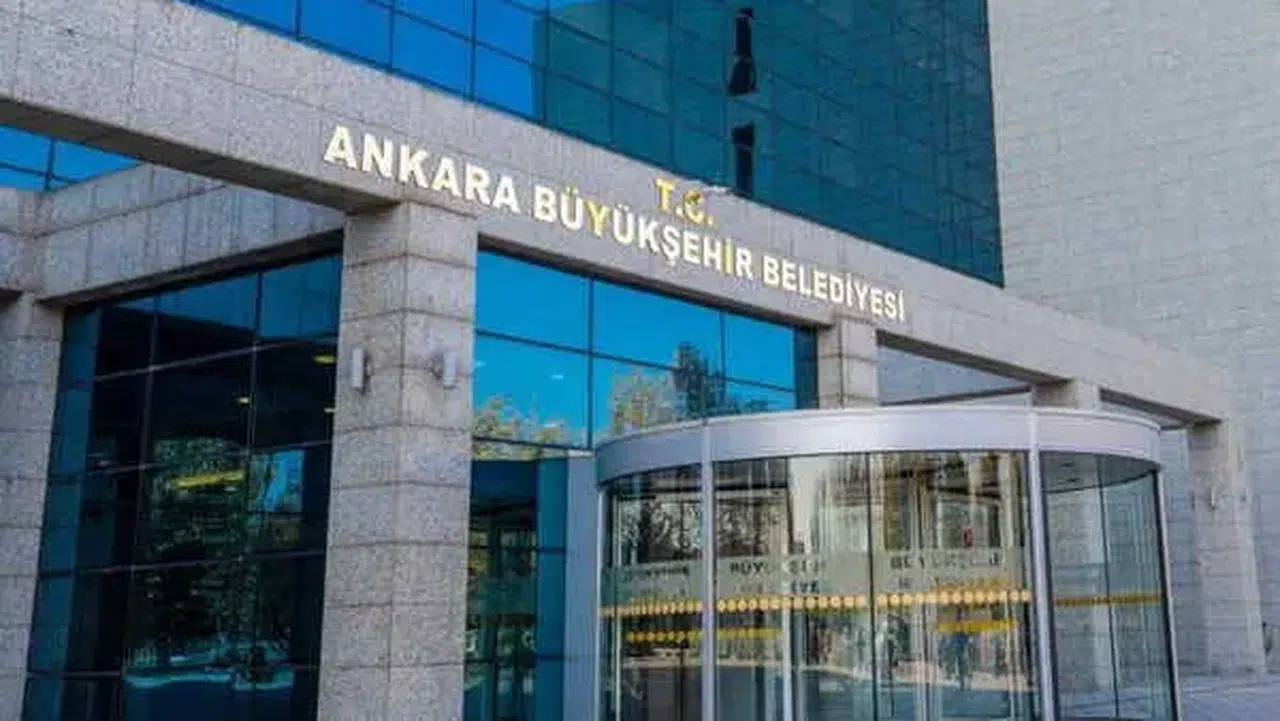 Ankara Büyükşehir Belediye Meclisi'nde ikinci başkan vekili Naki Demir oldu
