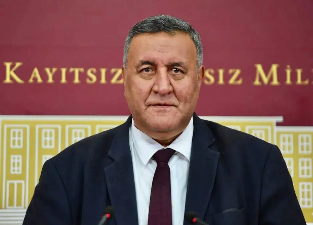 Gürer: “Yurt Dışından İade Ürün Hangi Laboratuvardan Giderken Temiz Raporu Alıyor?”
