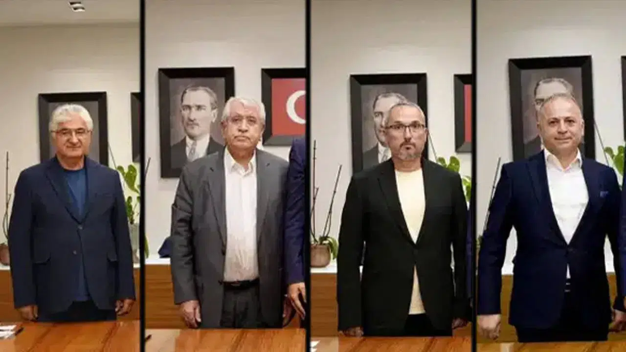 AK Parti Üsküdar İlçe Başkanı Sarıcaoğlu: CHP'li 4 meclis üyesi partimize katıldı