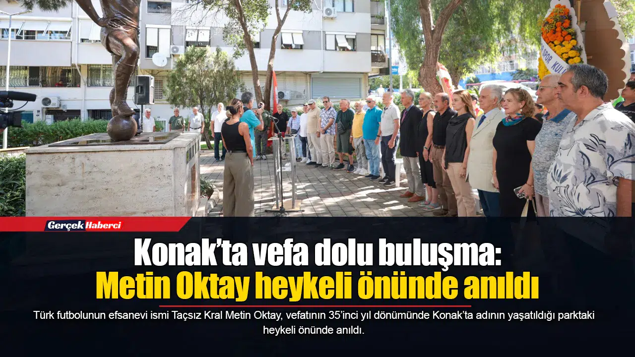 Konak’ta vefa dolu buluşma: Metin Oktay heykeli önünde anıldı