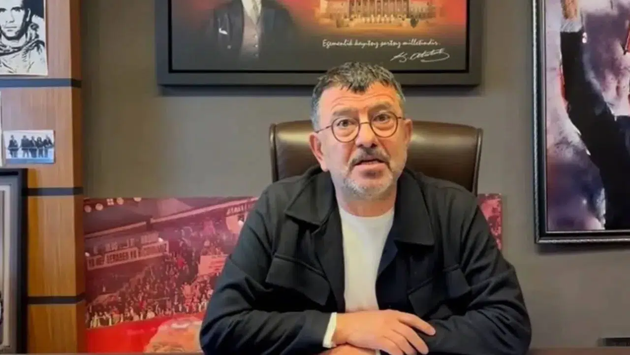 Yeni Parti Milletvekili Veli Ağbaba pazarda fenalaşarak hastaneye kaldırıldı