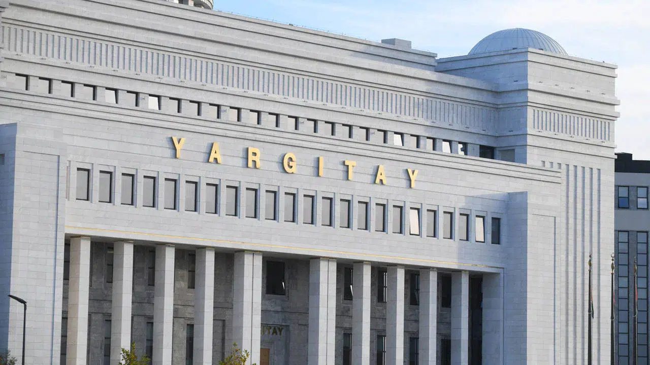 Yargıtay'dan yıllık izin ücreti kararı: Ödenmezse tazminat hakkı doğar