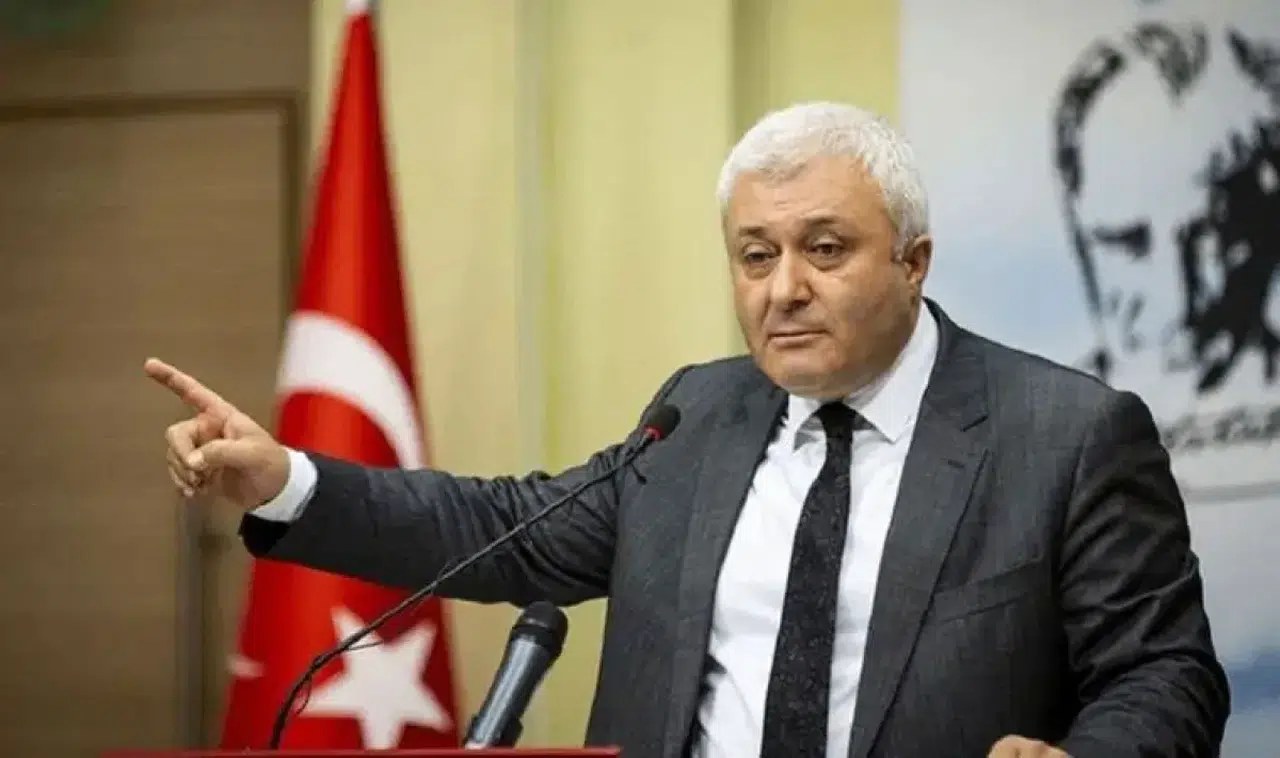 Tuncay Özkan: İzmir’in iradesini yanında götüremezsin