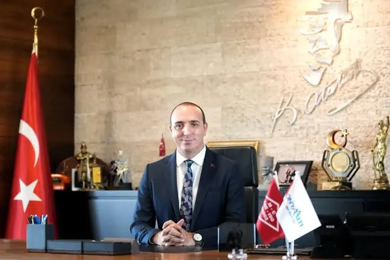 Özel'e 'Genel Başkanım' dediği için disipline sevk edilen Cem Kotan CHP'den ayrıldı