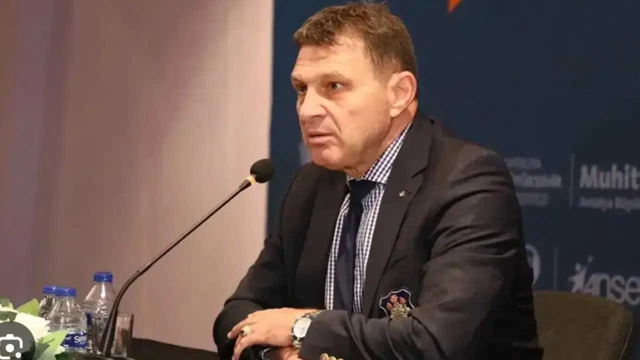 Emekli Amiral Türker Ertürk tahliye edildi, 1 yıl 14 ay hapis cezası aldı
