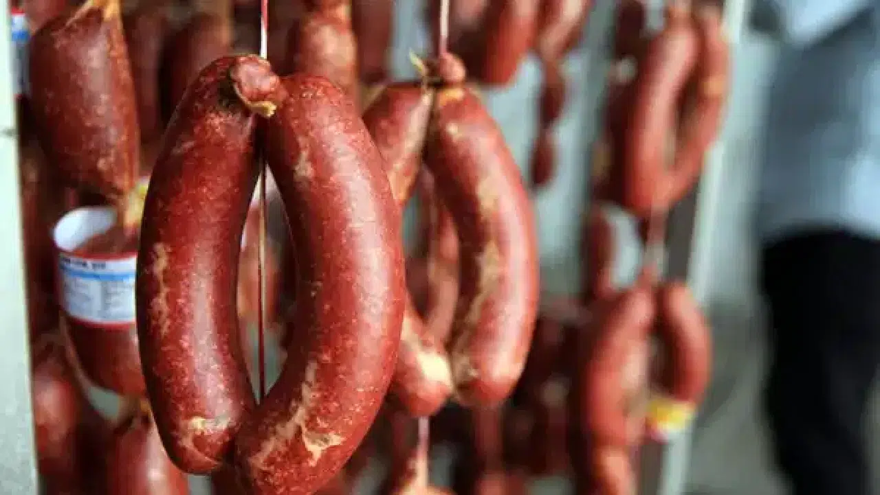 Tarım ve Orman Bakanlığı sucuk baharatlarında yasaklı boya tespit etti