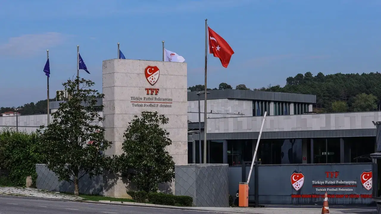 TFF Süper Lig ve 1. Lig yayın ihalesi tarihini öne çekti