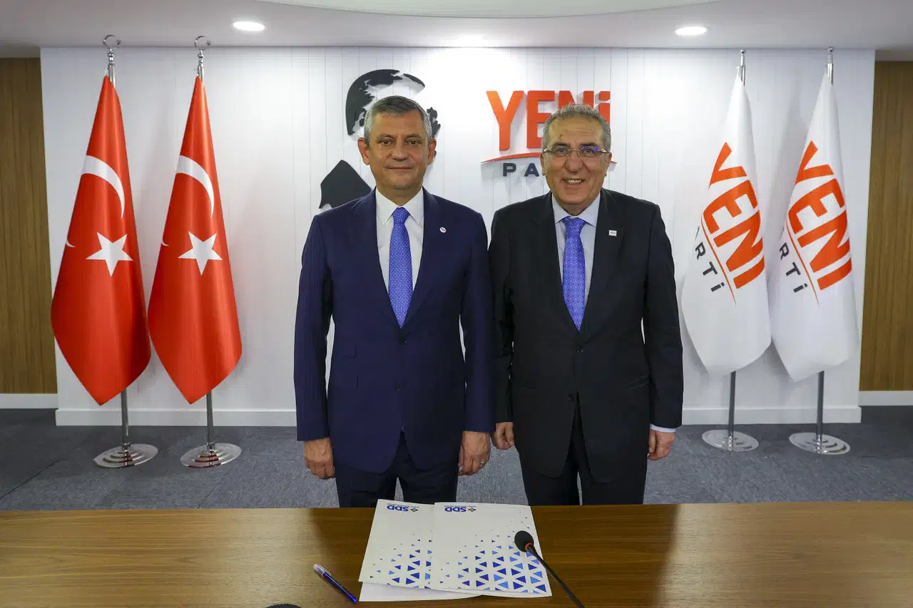 Yeni Parti ile Sosyal Demokrasi Derneği arasında işbirliği protokolü