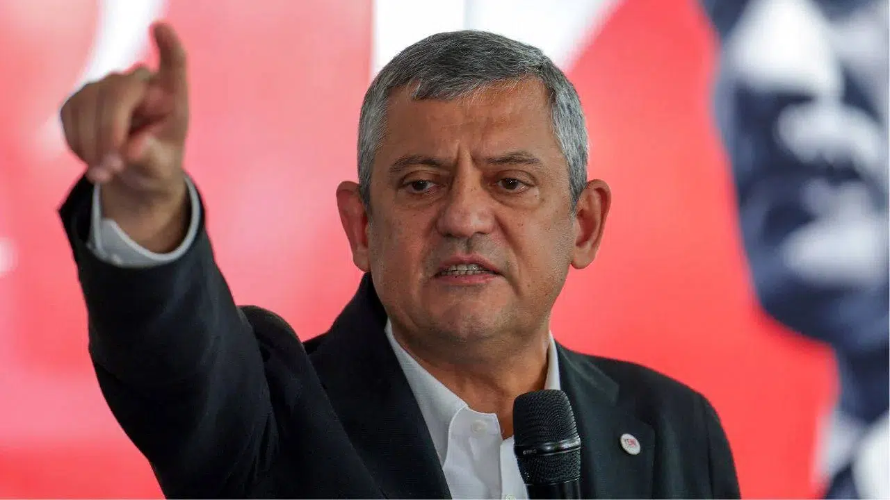 Özgür Özel: Çiftçiye 'Al ananı da git' diyen değil, efendisi diyen Cumhurbaşkanı olacak
