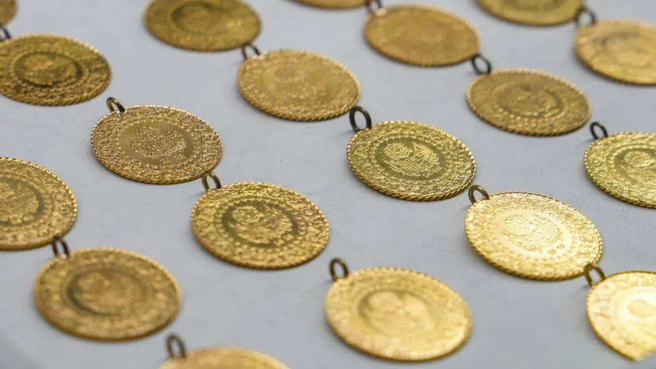 Gram altın 6 bin 415 liraya yükseldi, gözler Fed kararında