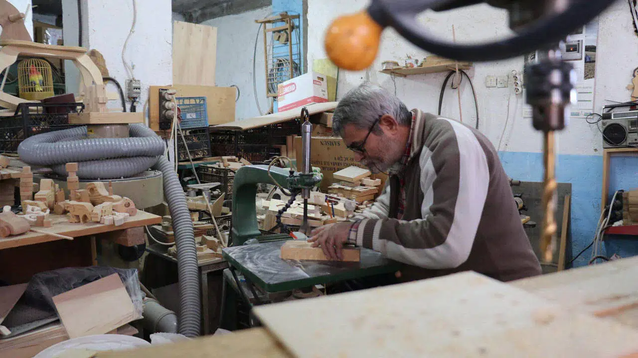 Yargıtay: Emekli çalışan normal hastalıkta rapor parası alamaz