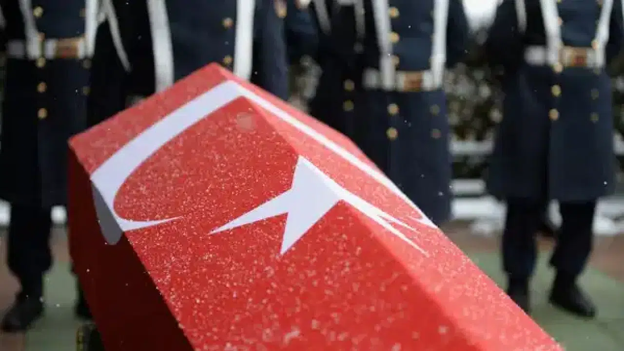 İçişleri Bakanı Çiftçi, Van'da trafik kazasında şehit olan polisi duyurdu