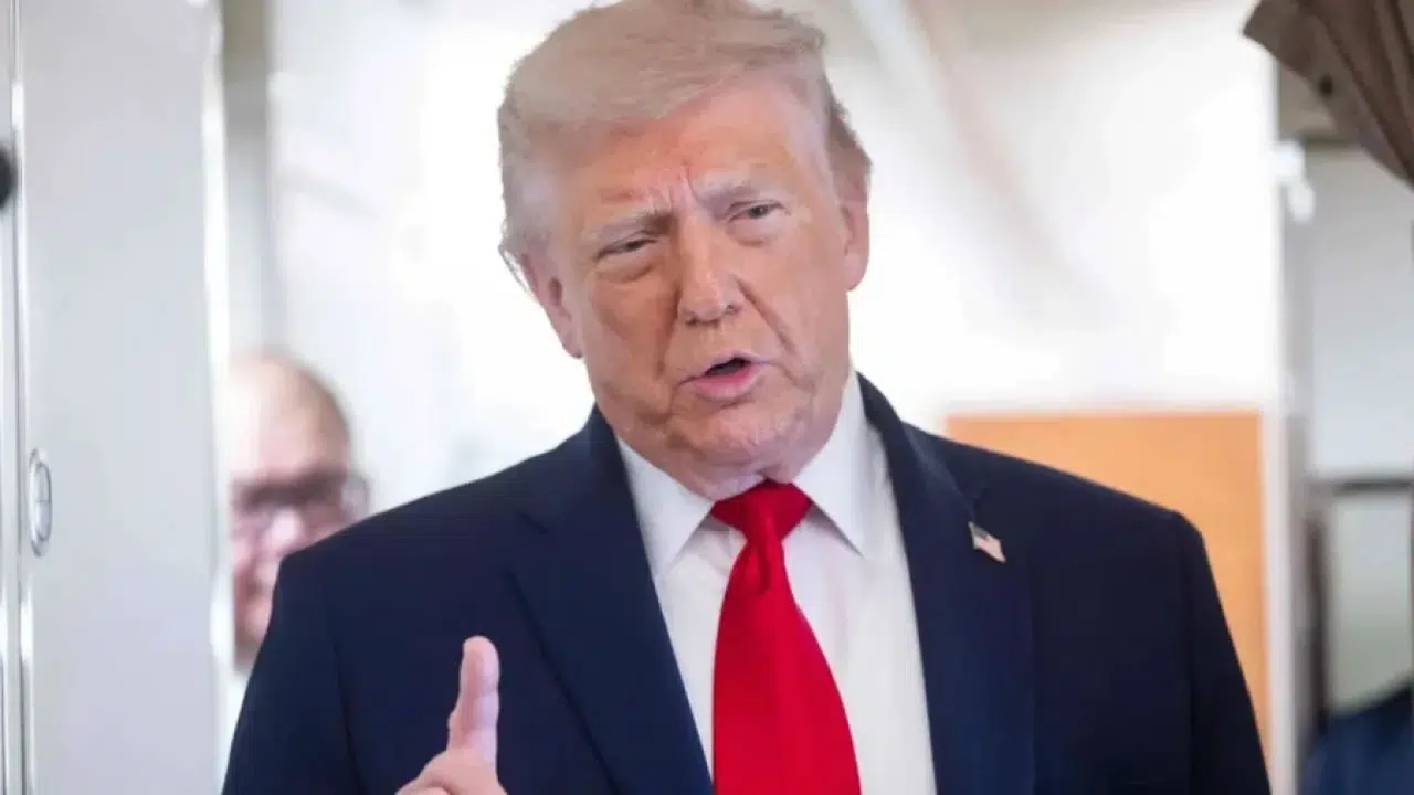 Trump'tan Zelenski'ye sert çıkış: Yeni lider gerekiyor