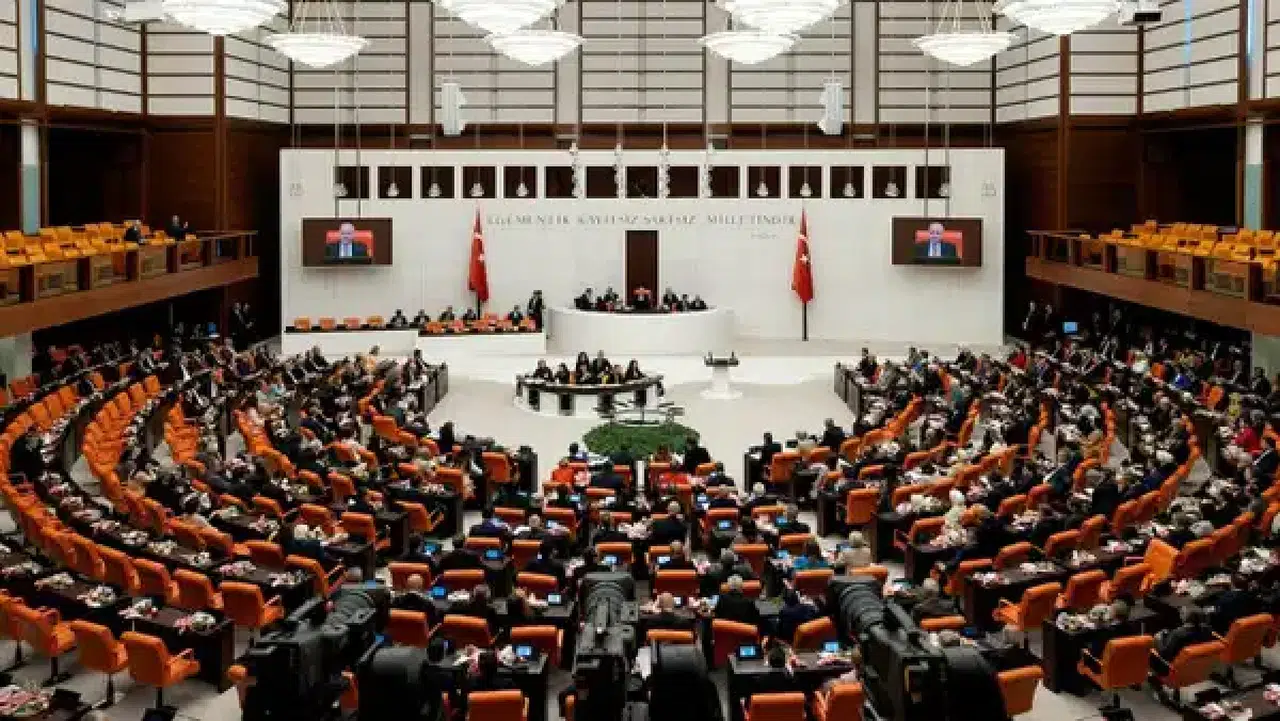 TBMM Komisyonu'ndan fon tasfiye teklifine onay: 1 milyon liraya kadar ara ödeme