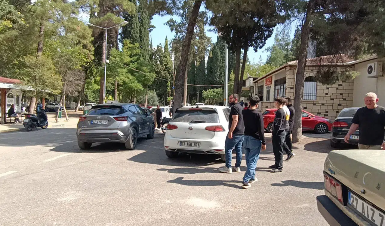 Gaziantep'te yan bakma kavgası: 12 yaşındaki çocuk 16 yaşındaki genci öldürdü