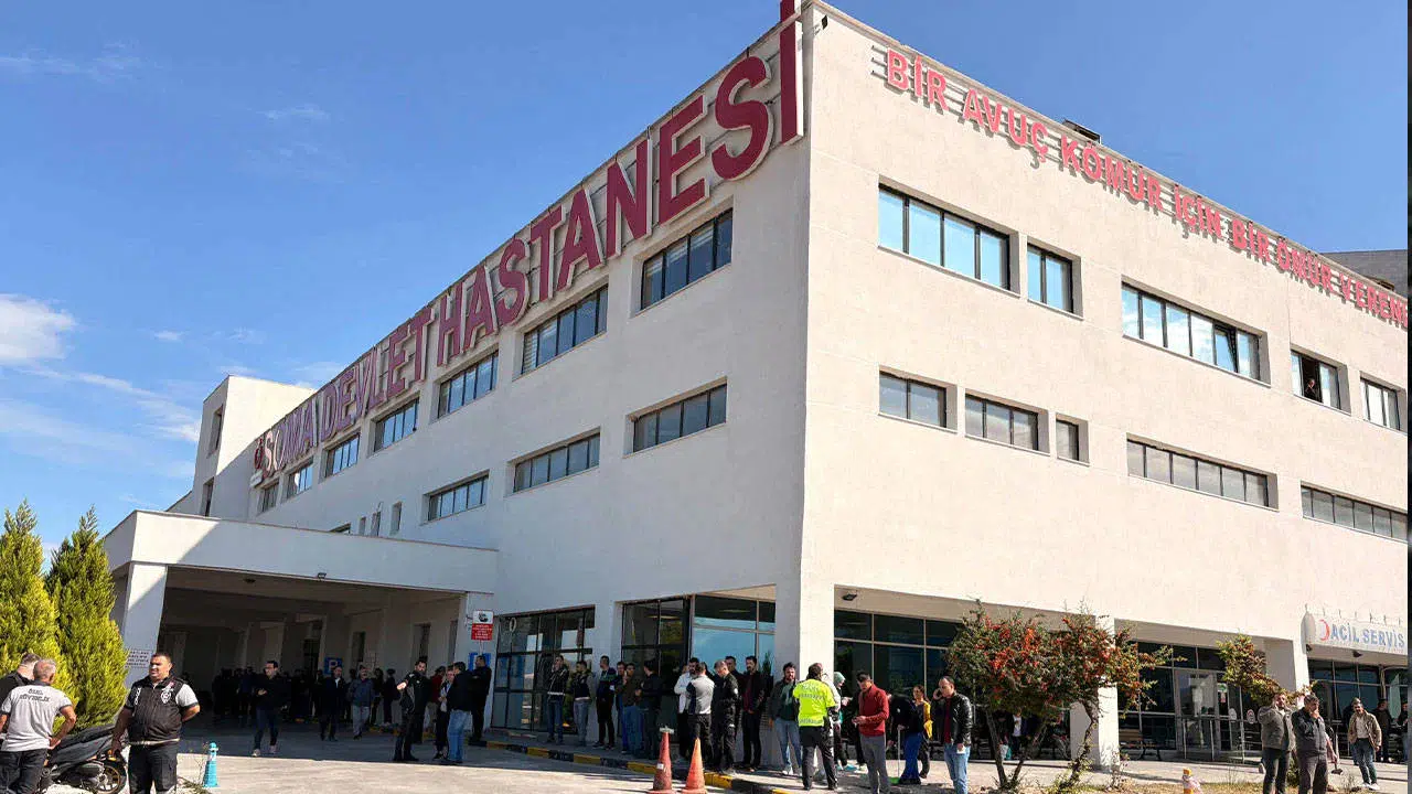 Soma'da maden ocağında göçük: 2 işçi kurtarıldı, 5 kişi için çalışma sürüyor