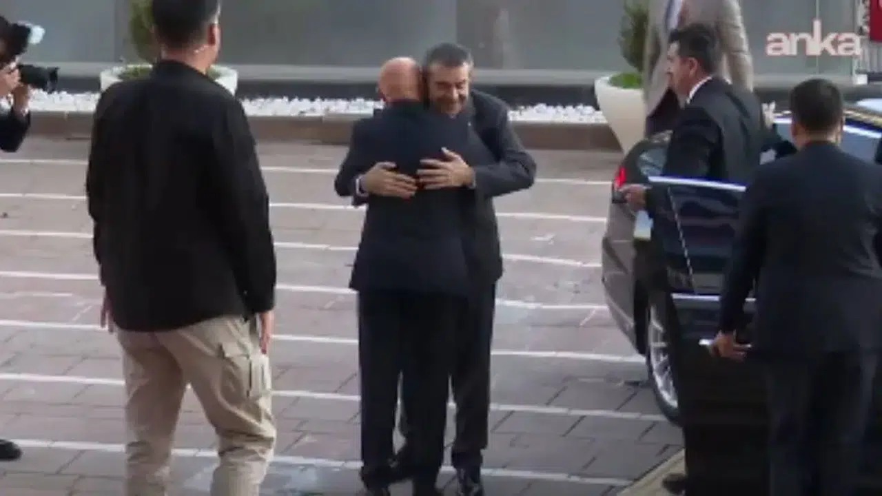 Yusuf Tekin'den Kemal Kılıçdaroğlu'na ziyaret