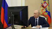 Rusya'da Devlet Duma seçimleri başladı, Putin elektronik ortamda oy kullandı