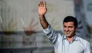 Pervin Buldan, Selahattin Demirtaş'ı Edirne Cezaevi'nde Ziyaret Etti