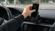 Trafik yönetmeliği tamamlandı: Telefon tutucu ve ekran kullanımı serbestleşti