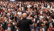 Kılıçdaroğlu'nun konuşmasına 17 vekil katıldı
