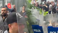Bakanlık önünde görüşme talebine polis kalkanıyla müdahale edildi