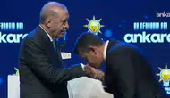 CHP'den istifa etti, saatler sonra Erdoğan'ın elini öptü