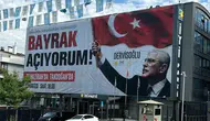 Ankara'da 27 Haziran mitingi için hazırlık: İYİ Parti Genel Merkezi'ne dev pankart asıldı