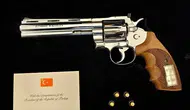 Erdoğan'ın hediye ettiği 'Revolverlar' dünya gündeminde